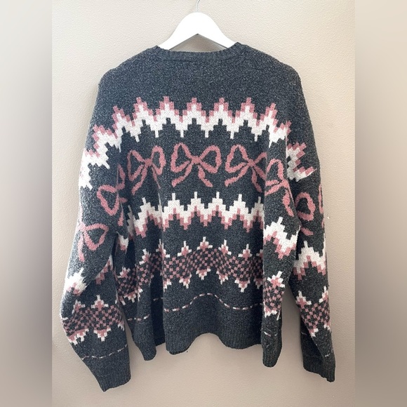 PacSun Beverly and Beck Bow Fair Isle Oversized Sweater - Picture 2 of 3